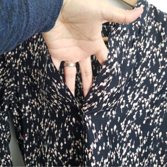 Garnet Hill 100% Silk Blouse Floral Print Top - Picture 4 of 9